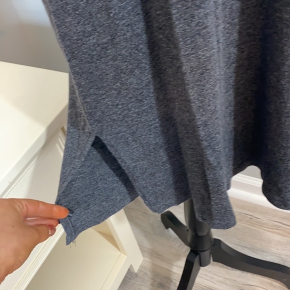 Madewell Gray V Neck Casual Minimalist Dress - Picture 2 of 5